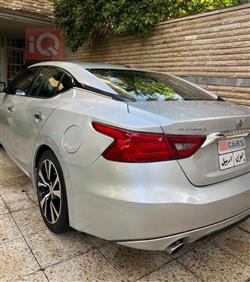 نيسان ماكسيما